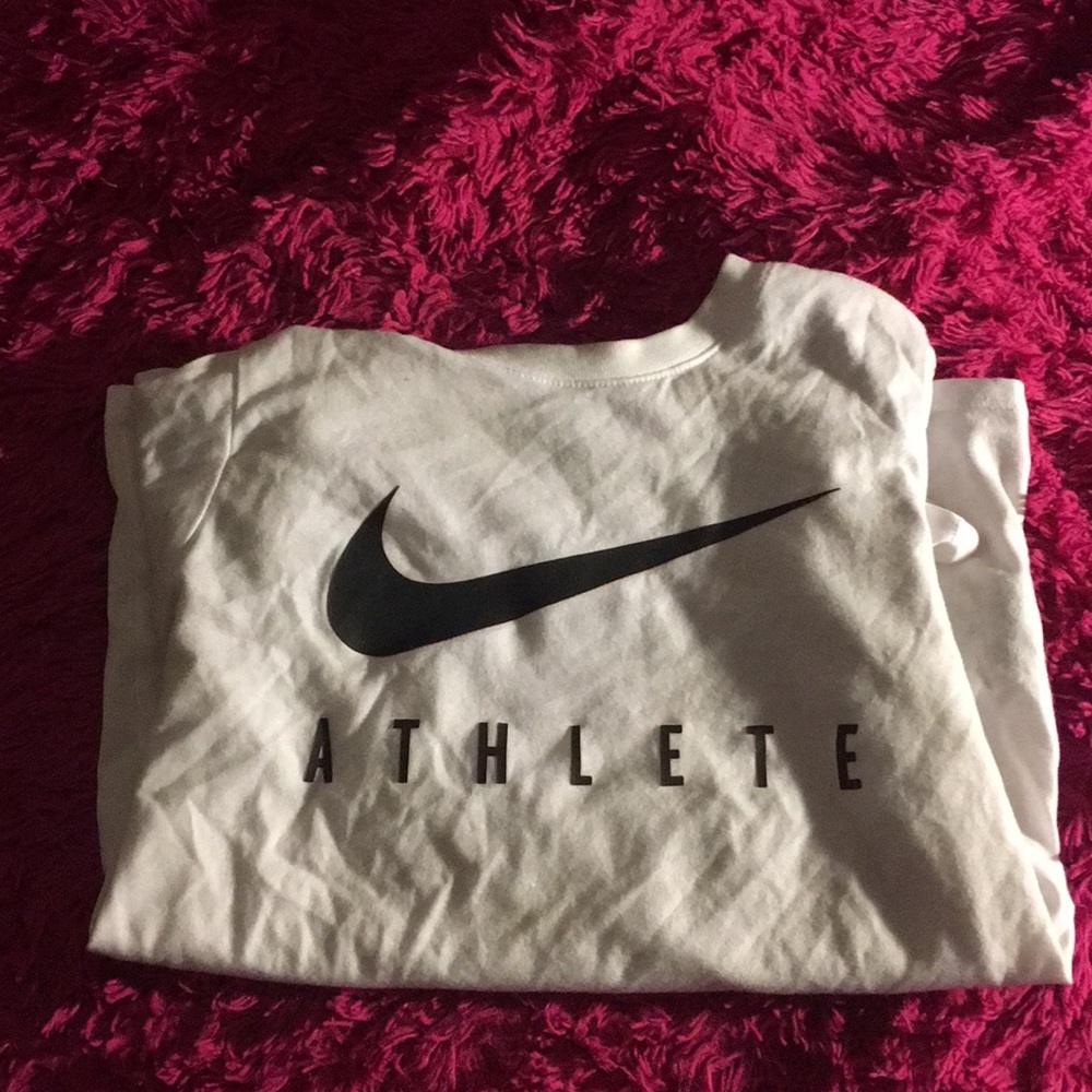 Nike T-shirt